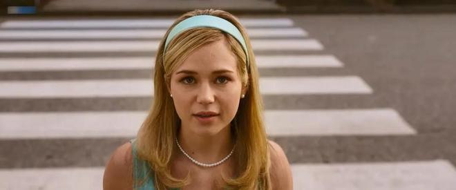 追杀外传》香港夺冠安娜把成龙打懵了九游会网站首映狂揽75万票房《疾速(图1) 追杀外传》香港夺冠安娜把成龙打懵了九游会网站首映狂揽75万票房《疾速(图1)