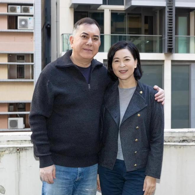 追杀外传》香港夺冠安娜把成龙打懵了九游会网站首映狂揽75万票房《疾速(图16) 追杀外传》香港夺冠安娜把成龙打懵了九游会网站首映狂揽75万票房《疾速(图16)